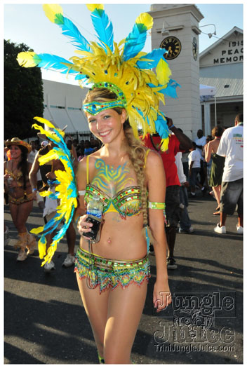 cayman_carnival_2011_part3-194
