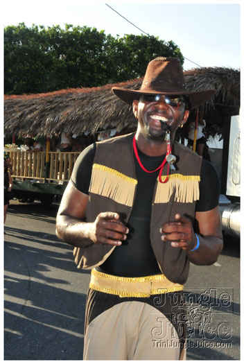 cayman_carnival_2011_part3-198