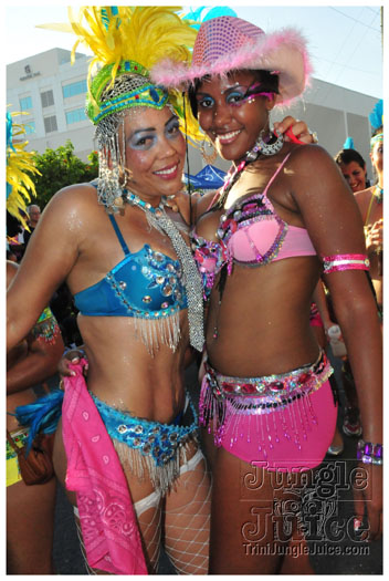 cayman_carnival_2011_part3-207