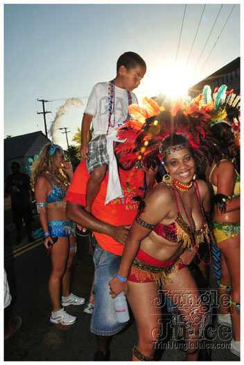cayman_carnival_2011_part3-232