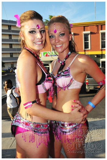 cayman_carnival_2011_part3-234
