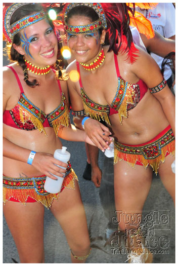 cayman_carnival_2011_part3-236
