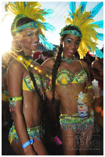 cayman_carnival_2011_part3-250