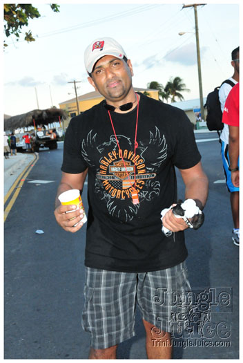 cayman_carnival_2011_part3-261