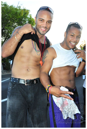 cayman_carnival_2011_part3-270