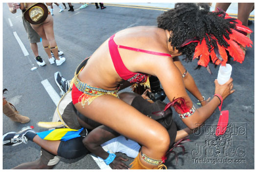 cayman_carnival_2011_part3-272