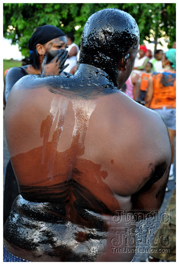 spicemas_jouvert_2011_pt1-235