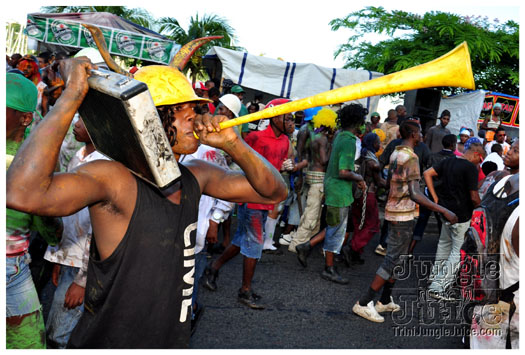 spicemas_jouvert_2011_pt1-242