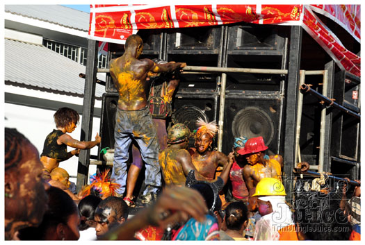 spicemas_jouvert_2011_pt1-247