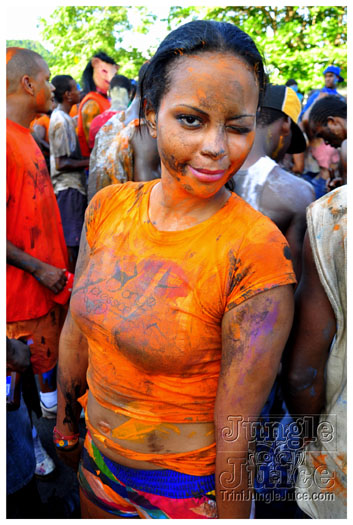 spicemas_jouvert_2011_pt1-253