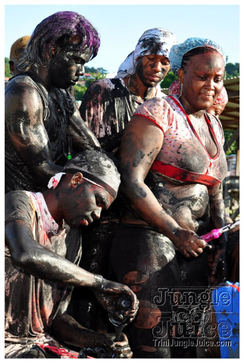 spicemas_jouvert_2011_pt1-273
