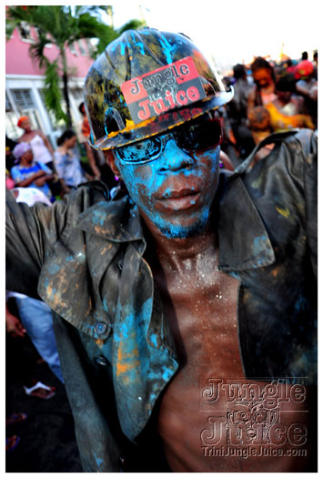 spicemas_jouvert_2011_pt1-291