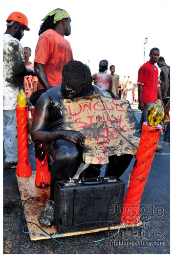 spicemas_jouvert_2011_pt1-296