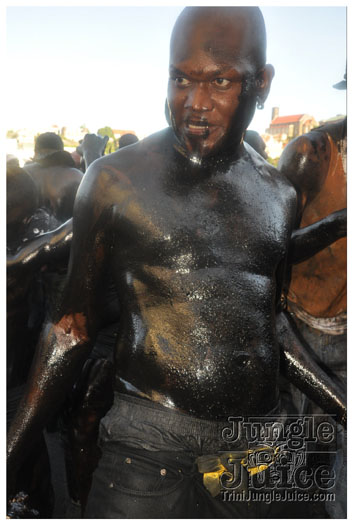 spicemas_jouvert_2011_pt2-230