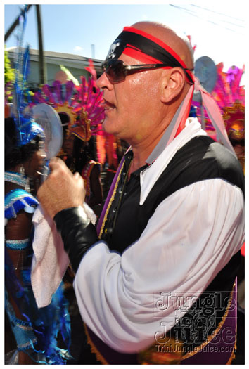 grenada_carnival_tues_2011_pt1-166