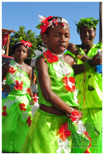 grenada_carnival_tues_2011_pt1-172