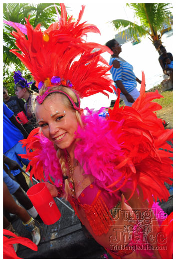 grenada_carnival_tues_2011_pt1-185