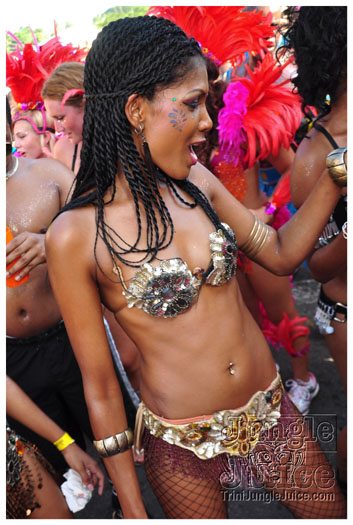 grenada_carnival_tues_2011_pt1-202