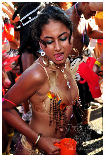 grenada_carnival_tues_2011_pt1-221