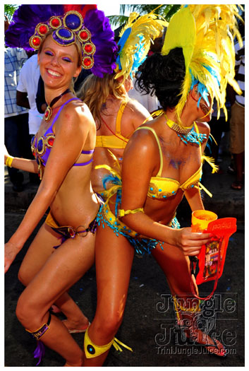 grenada_carnival_tues_2011_pt1-233
