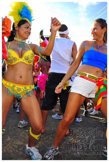 grenada_carnival_tues_2011_pt1-251