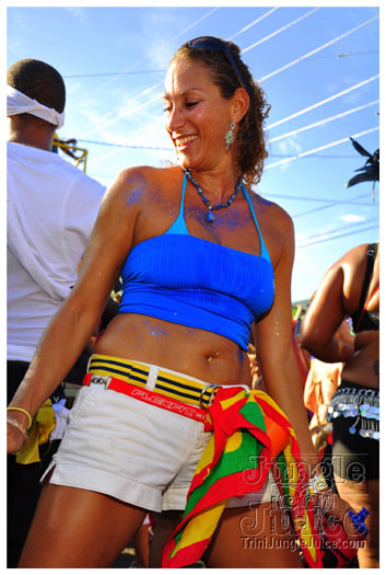 grenada_carnival_tues_2011_pt1-253