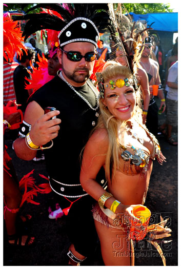 grenada_carnival_tues_2011_pt1-256
