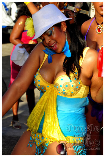 grenada_carnival_tues_2011_pt1-257
