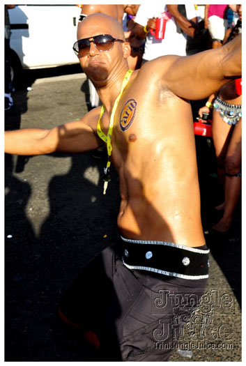 grenada_carnival_tues_2011_pt1-258