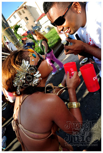 grenada_carnival_tues_2011_pt1-264