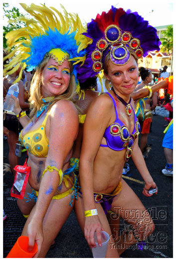 grenada_carnival_tues_2011_pt1-280