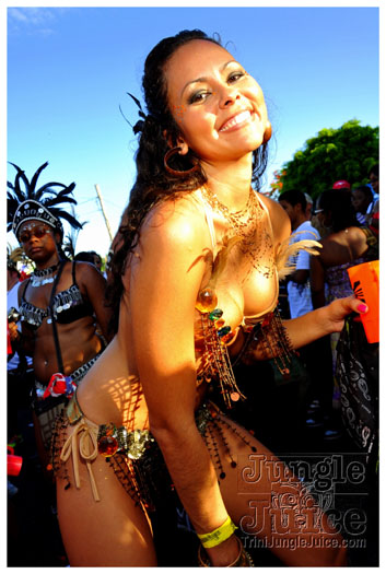 grenada_carnival_tues_2011_pt1-285