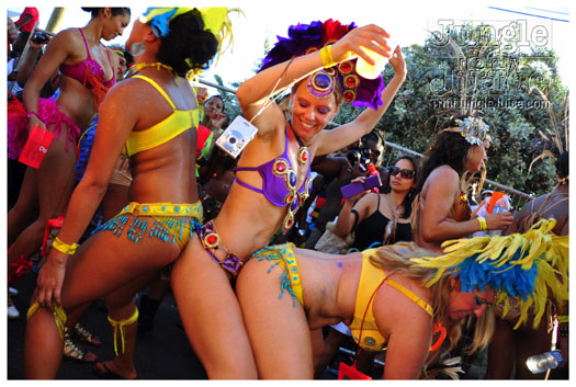 grenada_carnival_tues_2011_pt1-297