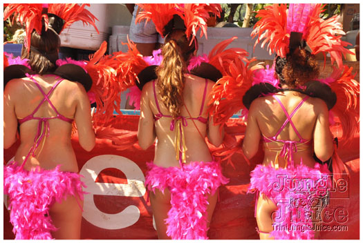 grenada_carnival_tues_2011_pt3-144