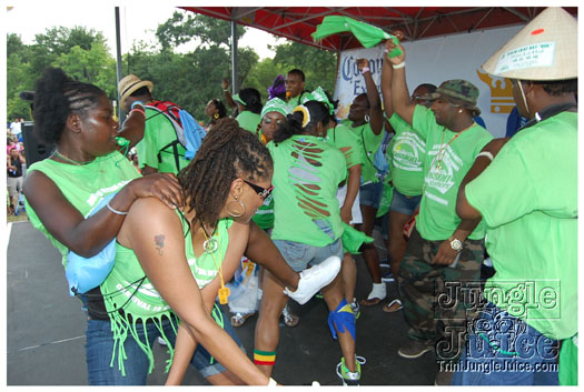 houston_parade_jul3_2011_pt1-188