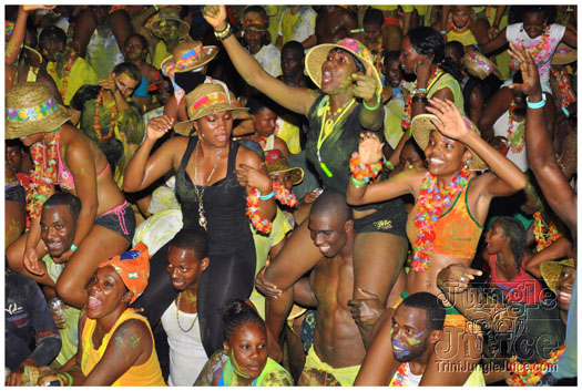 beach_jouvert_2011-205