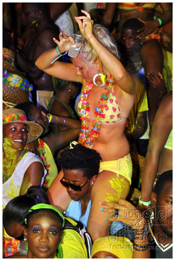 beach_jouvert_2011-208