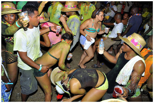 beach_jouvert_2011-223
