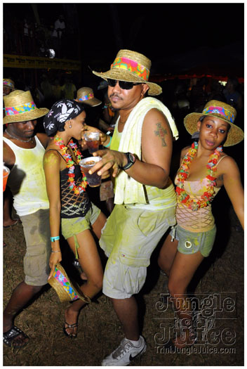 beach_jouvert_2011-318