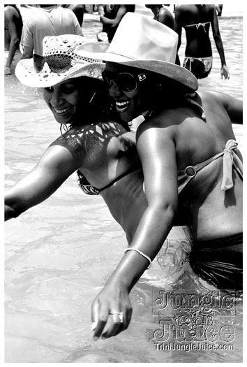 mercury_beach_2011_pt1-197