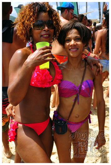 mercury_beach_2011_pt2-208