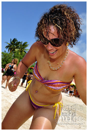 mercury_beach_2011_pt2-287