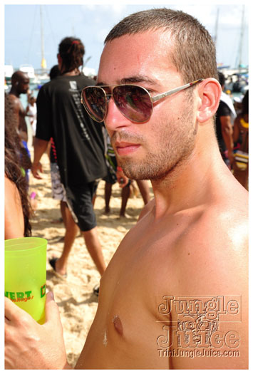 mercury_beach_2011_pt3-174