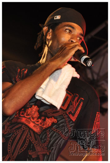 colour_me_red_2011-261