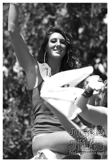 caribana_parade_2011-154