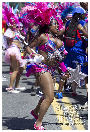 caribana_parade_2011-199