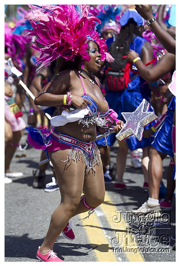 caribana_parade_2011-200