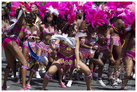 caribana_parade_2011-206