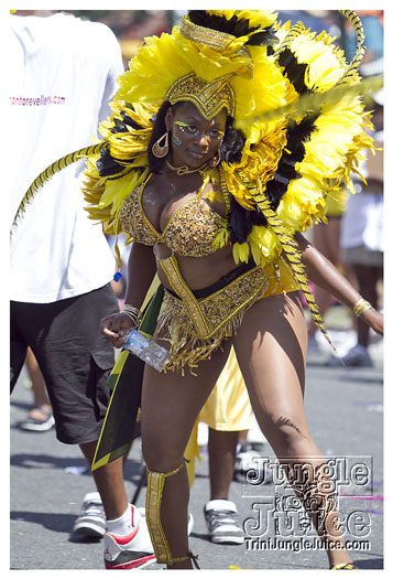 caribana_parade_2011-223