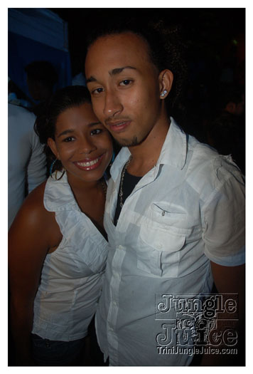 blue_flame_2011-212